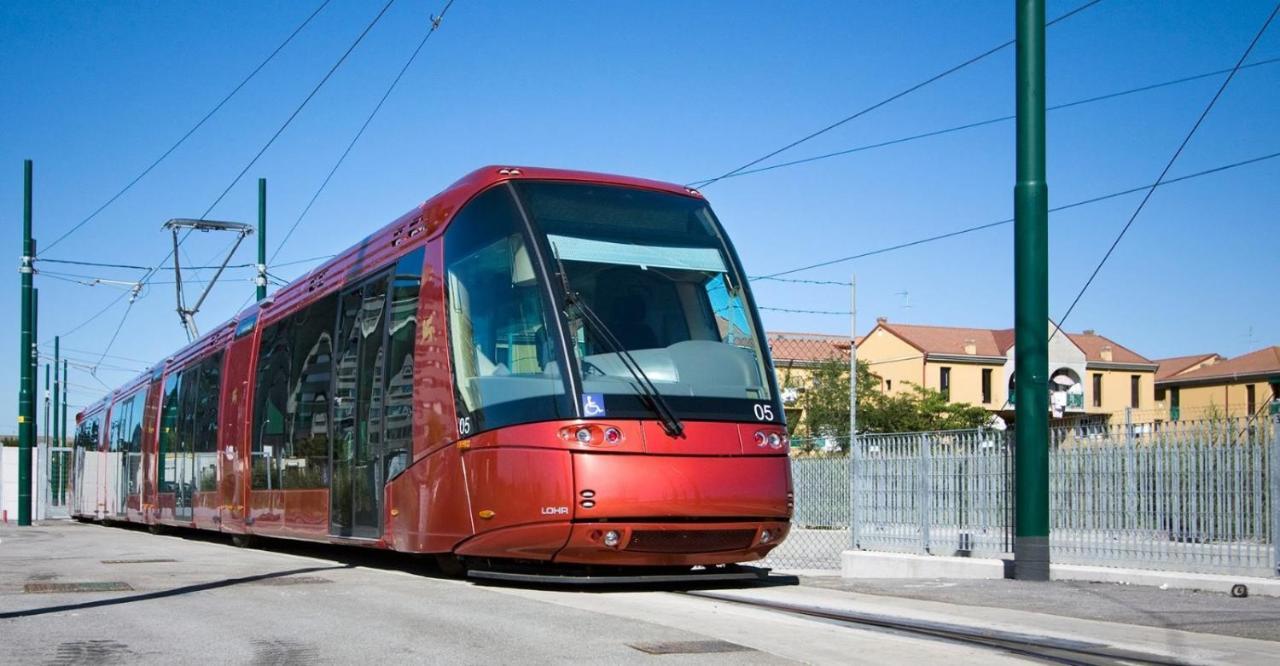 Sunrise20Mt Tram Ingresso Indipendente Appartamento Mestre Esterno foto